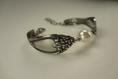 the_spoon_jeweler061011.jpg