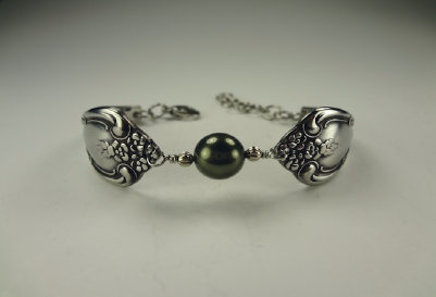 the_spoon_jeweler079012.jpg