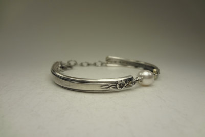 the_spoon_jeweler117011.jpg