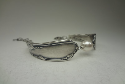 the_spoon_jeweler138011.jpg