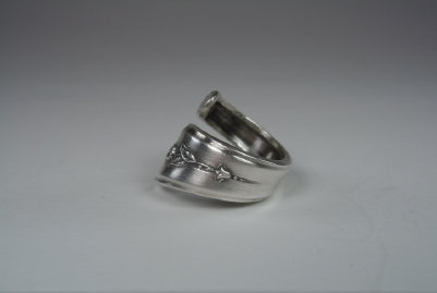 the_spoon_jeweler178010.jpg