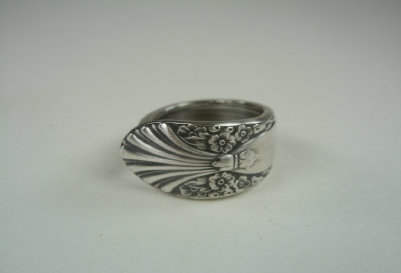 the_spoon_jeweler179011.jpg