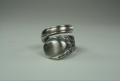 the_spoon_jeweler182011.jpg