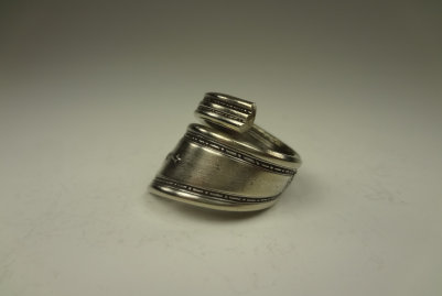 the_spoon_jeweler183010.jpg