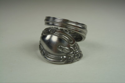 the_spoon_jeweler217010.jpg