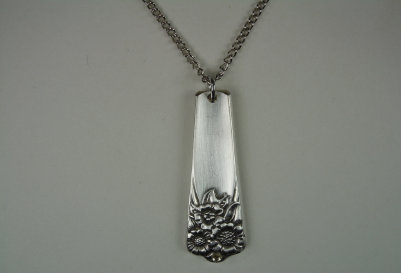 the_spoon_jeweler256011.jpg